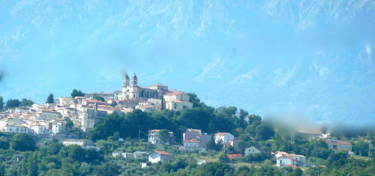 Ferienwohnung Depandance Elvira Basilico San Valentino in Abruzzo Citeriore Exterior foto